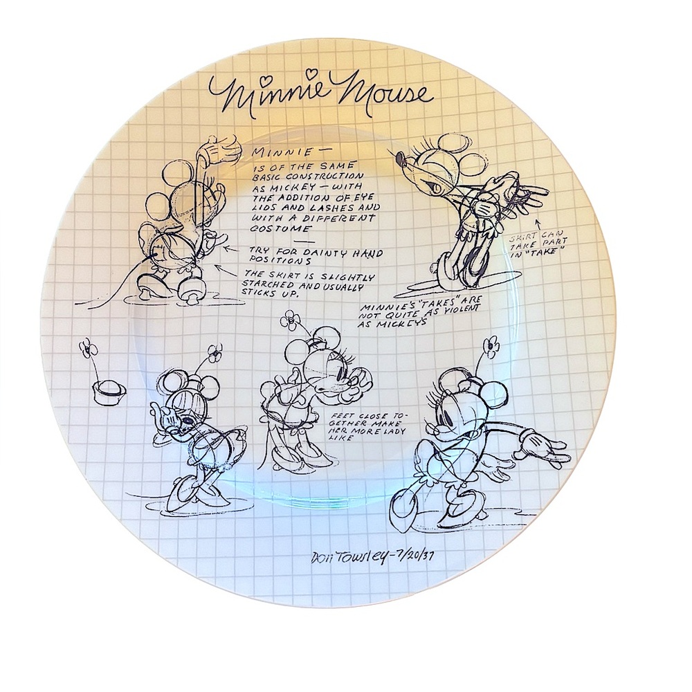 Disney Minnie Mouse Sketchbook dinner plate - 11 inches in diameter